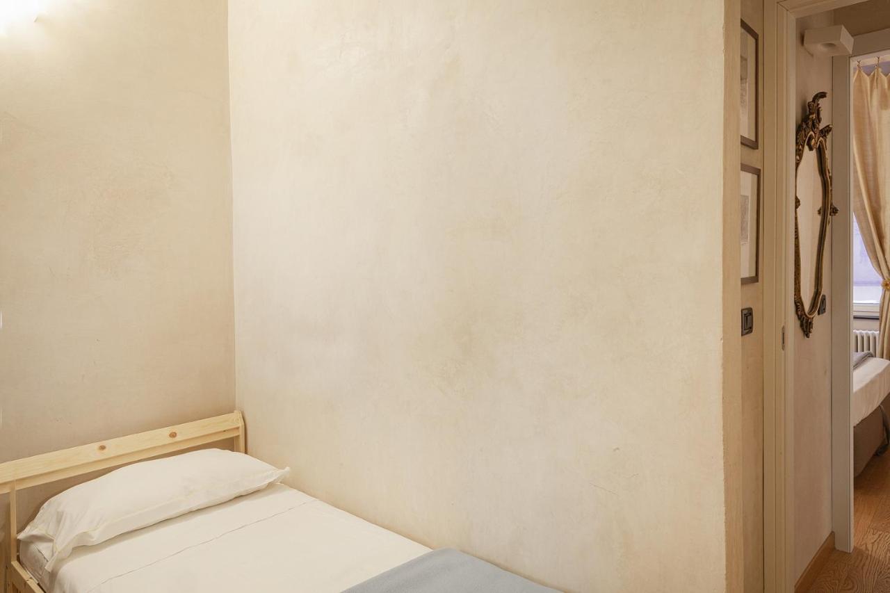 A Lovely Nest In The By Wonderful Italy Appartement Genua